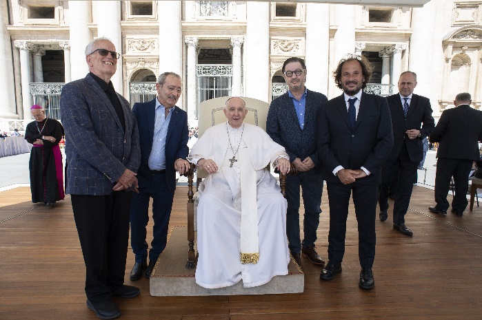 A Papa Francesco il riconoscimento speciale del Premio Charlot