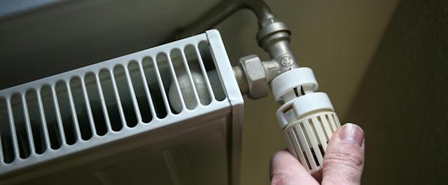 Illuminazione, elettrodomestici, riscaldamento: 7 consigli per risparmiare sulla bolletta