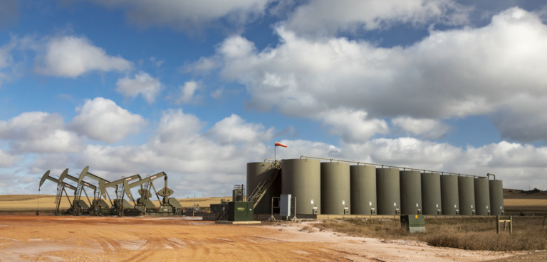 Perché i prezzi del petrolio sono ai minimi da due settimane