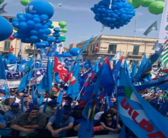 Uil: Maggiore attenzione di governo e parlamento per i Vigili del Fuoco