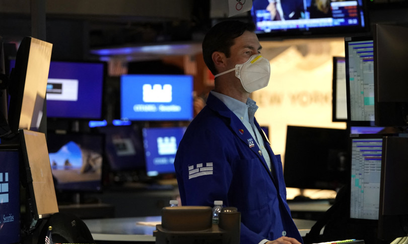 Giovedì nero per Wall Street che chiude in profondo rosso