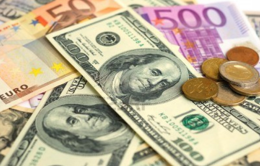 Il dollaro pronto a raggiungere il massimo di 20 anni