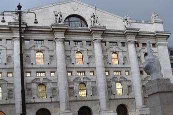 Le banche spingono Piazza Affari