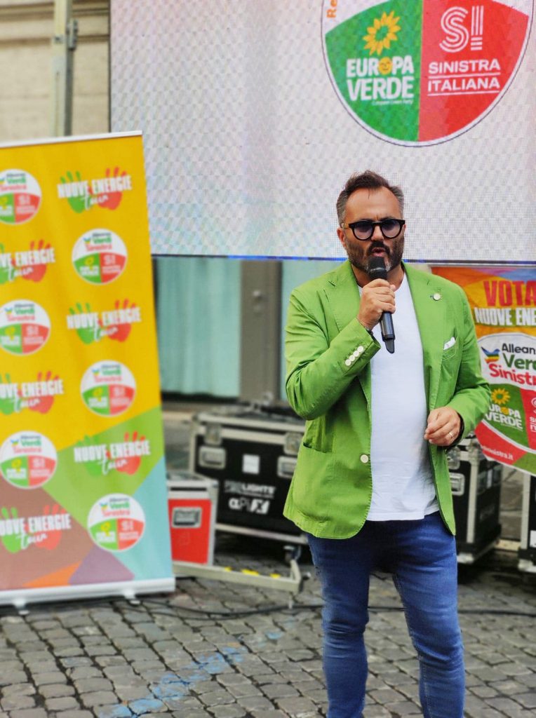 Alemanni (Europa Verde): “Tassare extra profitti e sbloccare 150 Gwatt di rinnovabili”