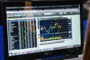 Piazza affari torna in rosso, bene solo i bancari