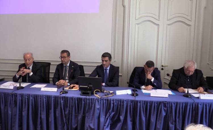 Baretta: “Coinvolgere i professionisti per superare la burocrazia”