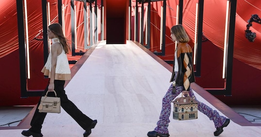 Lusso, per le prime cinque aziende globali vendite (quasi) raddoppiate negli ultimi cinque anni