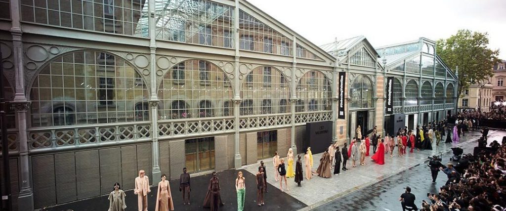 Valentino investe sui giovani studenti francesi con #UnboxingValentino