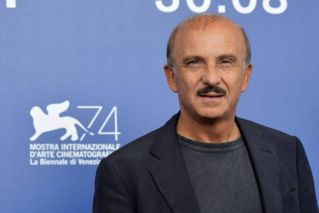Domani il debutto a Salerno di Carlo Buccirosso