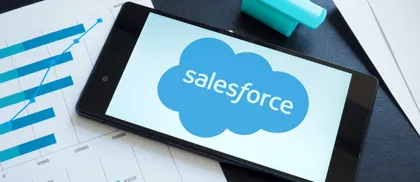 Dovrei acquistare azioni Salesforce dopo i risultati del terzo trimestre?