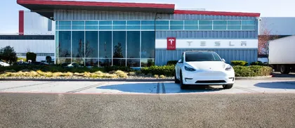 Perché Tesla sta crollando?