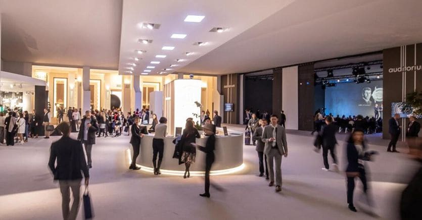 Orologi svizzeri, export 2022 a 25 miliardi di franchi (+11,4%)