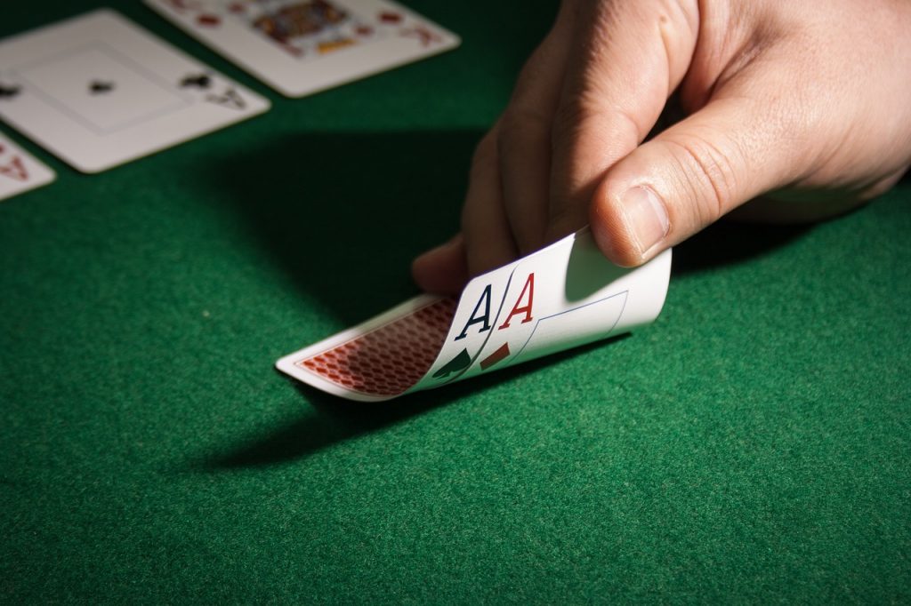 Per fare trading? Bisogna saper giocare a poker