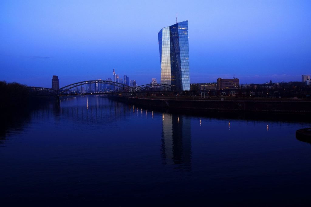 BCE annuncia nuovo rialzo dei tassi (e ne prepara un altro a marzo)