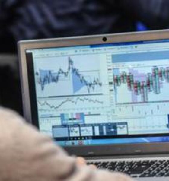 Borsa Milano oggi, inflazione in discesa: Piazza Affari respira