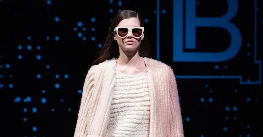 Laura Biagiotti celebra 25 anni di show al Piccolo con un format ibrido