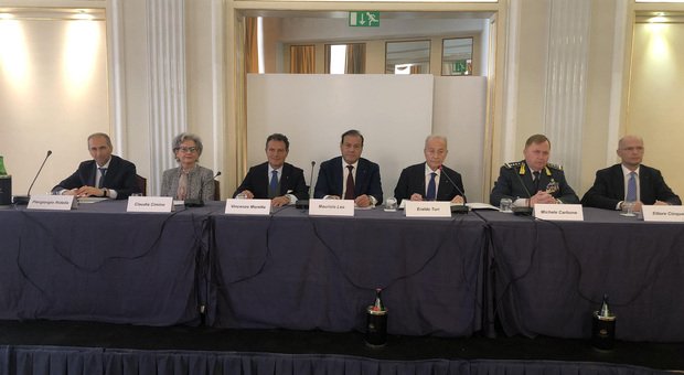 Superbonus, Leo (Mef): “Stretta necessaria, pronti a incontrare professionisti e imprese per trovare nuove soluzioni”