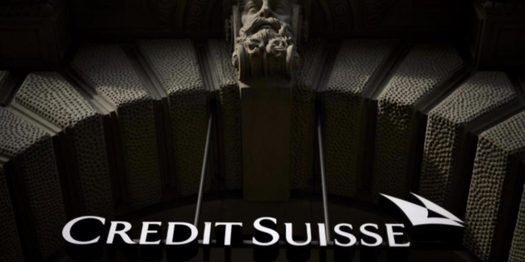 Borsa Milano oggi, crollo di Credit Suisse e paura per le banche Ue. Piazza Affari va giù