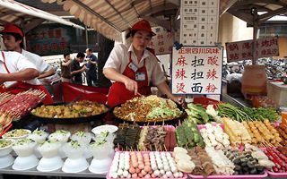 Cina, inflazione ancora in rallentamento a febbraio