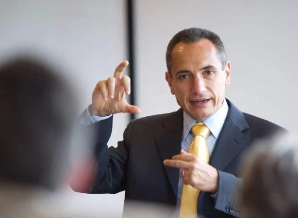 Intelligenza artificiale e finanza: il quattro volte campione del mondo di trading Andrea Unger mette alla prova ChatGPT