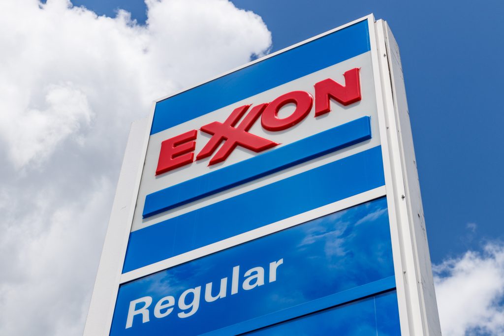 Previsioni del prezzo delle azioni Exxon: UBS vede un rialzo del 25% da qui
