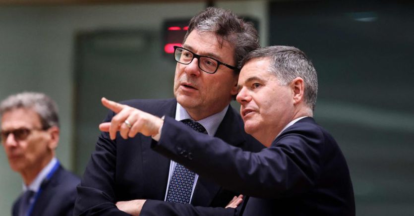 Banche, ABI: raccolta da depositi marzo -2,9% annuo, obbligazioni +10,9%