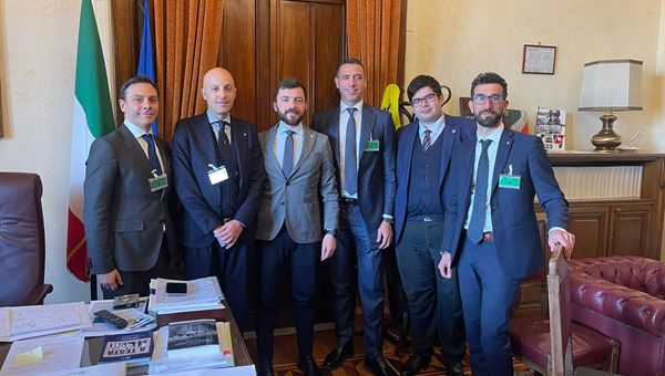 De Lise (commercialisti): il governo intervenga nel settore privato sul mercato del lavoro