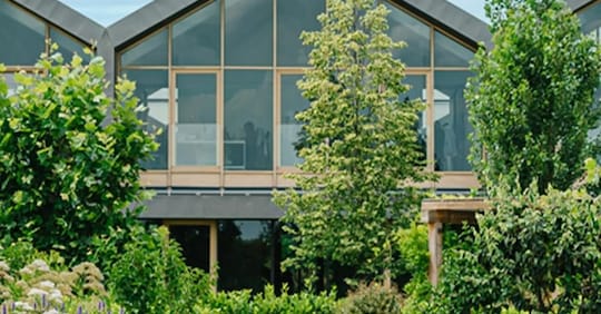 Il gruppo Davines compie 40 anni tra ricerca e sostenibilità