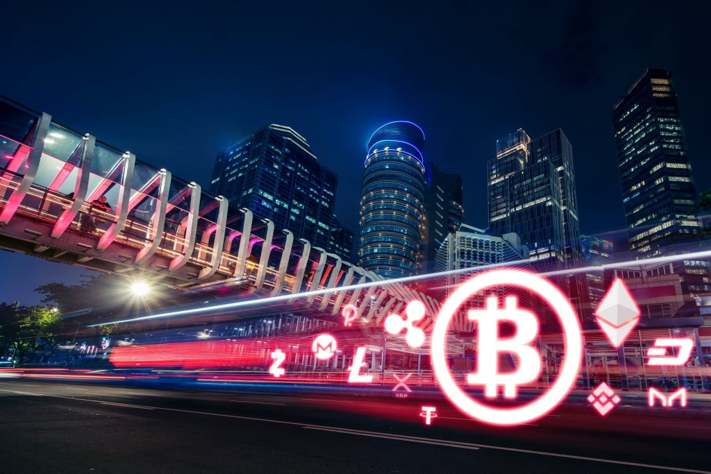 Perché i prezzi delle criptovalute stanno aumentando? Settore in difficoltà ma inflazione e tassi di interesse spingono i prezzi al rialzo