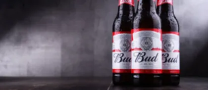 Prezzo delle azioni BUD: AB InBev si prepara a una nuova mossa da 27 miliardi di dollari