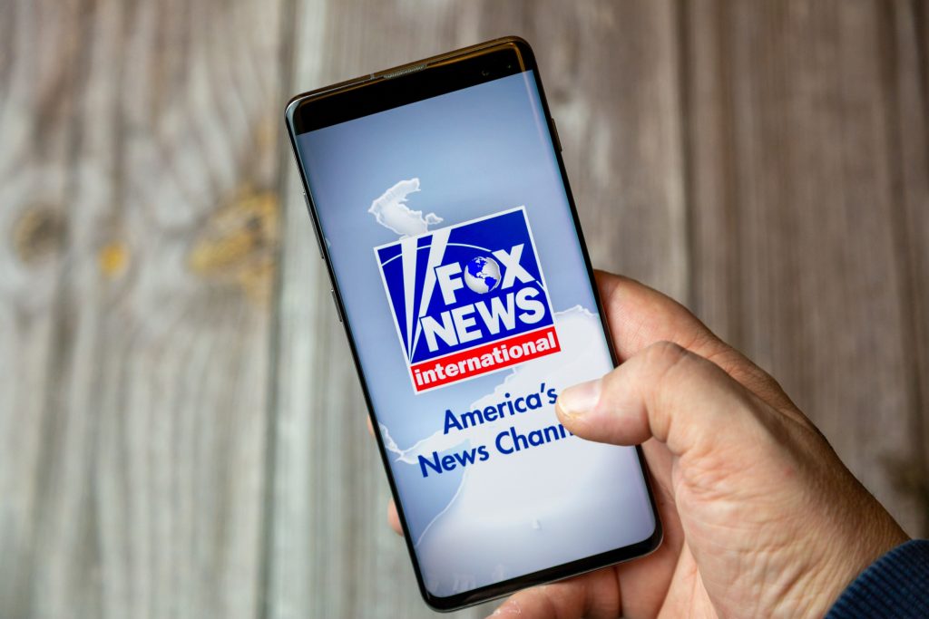 Tucker Carlson lascia Fox News: ecco cosa sappiamo finora