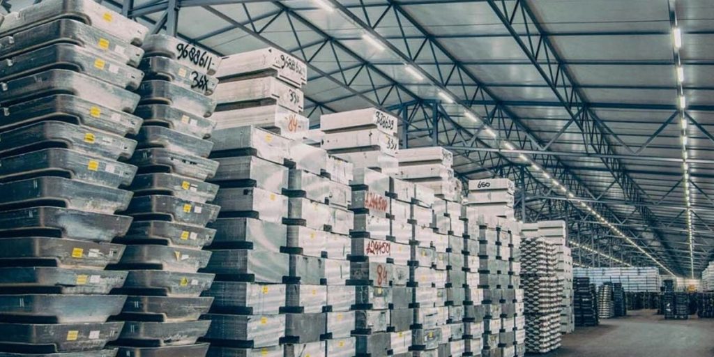 È iniziata la battaglia per assicurarsi l’alluminio non-russo dell’LME