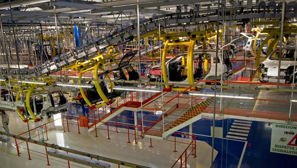 Eurozona, produzione industriale di marzo peggio delle attese