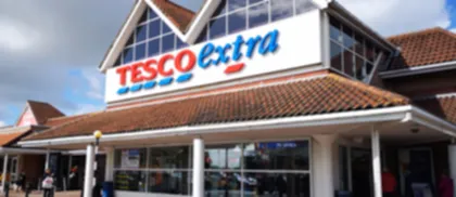 Il presidente di Tesco si dimette tra accuse di cattiva condotta