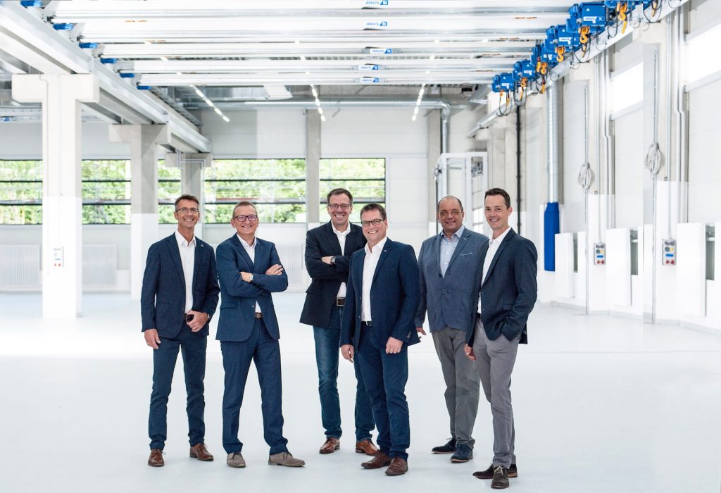 SHAK, SCHW, HRB, DD e altro ancora