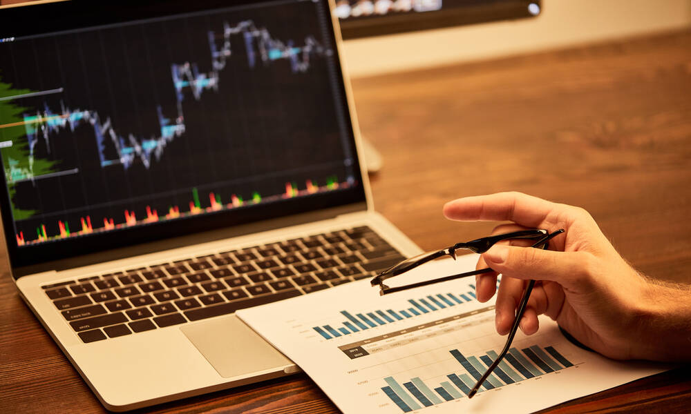 Trading online: ecco le strategie più diffuse per investire in borsa da casa