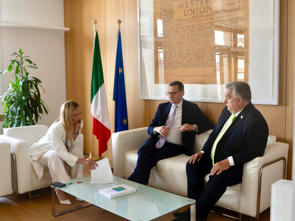 Al Consiglio Ue il no di Polonia e Ungheria sui migranti