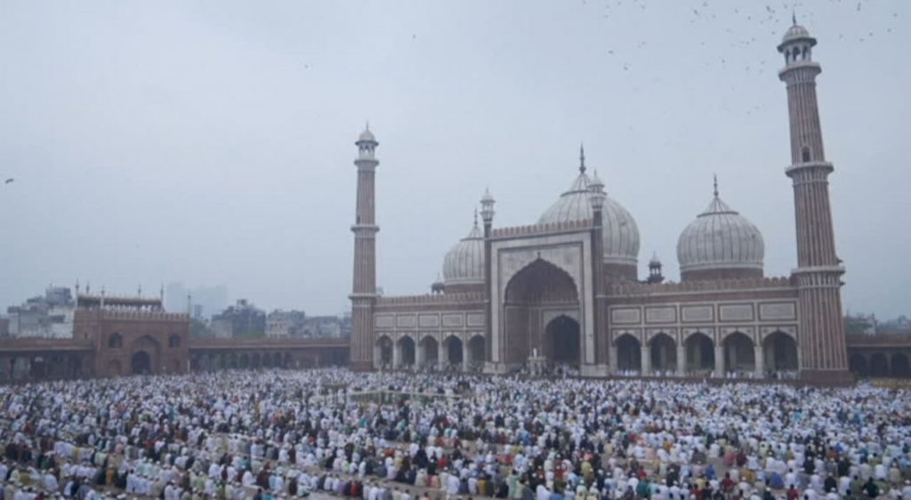 Da Delhi a Dacca, i musulmani celebrano l’Eid al-Adha