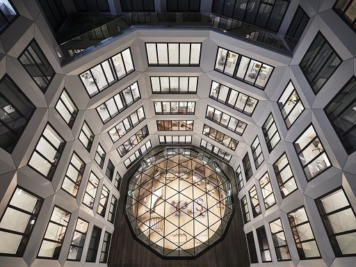 Lazard nel mirino del fondo Adq di Abu Dhabi, le trattative falliscono