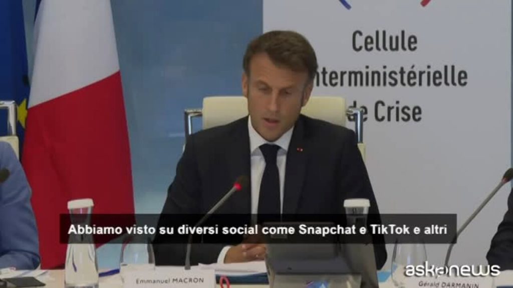 Macron sulle violenze: “grave anche il ruolo dei social media”
