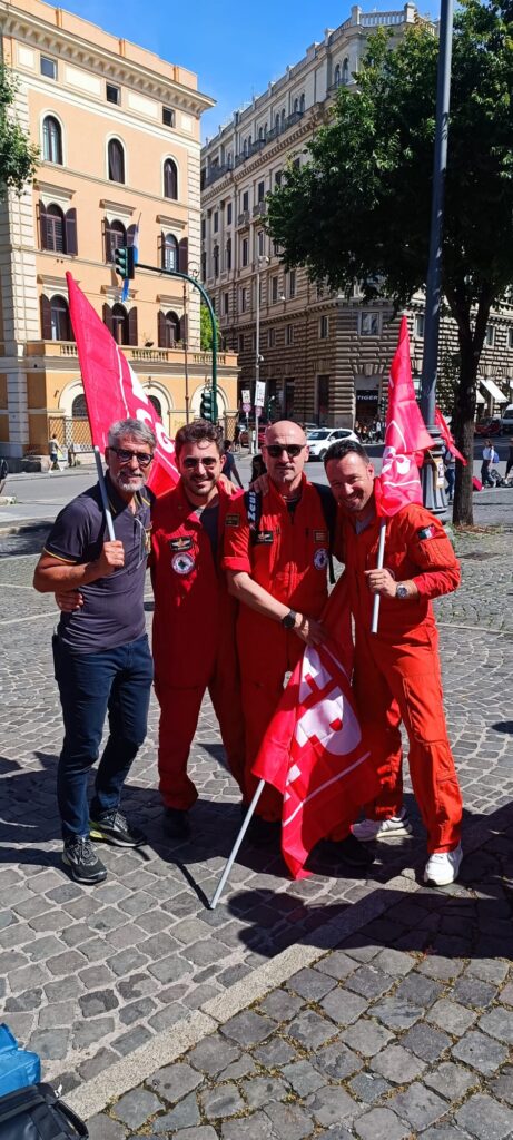 Vigili del fuoco, Fp Cgil in piazza a Roma: “Difendiamo le specialità”