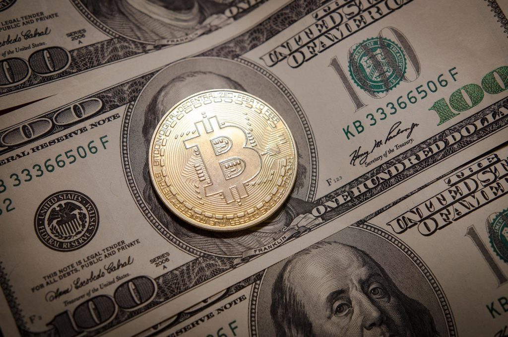 Danimarca, stop alle banche che offrono servizi di trading cripto