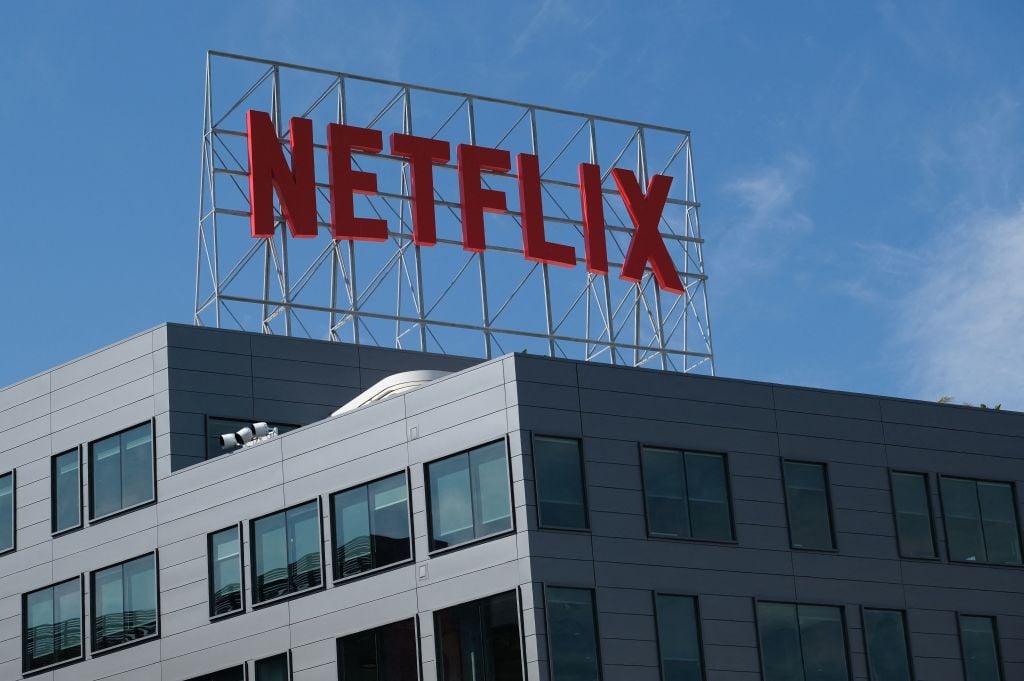 WS: futures del Nasdaq-100 scendono con le azioni di Netflix in calo