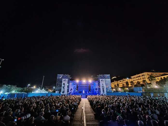 Oltre 2000 persone al concerto di Ron