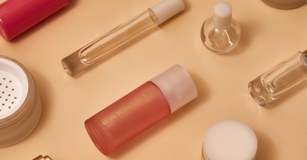 Plastica, aziende  cosmetiche polemiche verso norme troppo restrittive e confuse