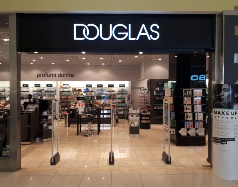 Per le profumerie Douglas i servizi sono fondamentali