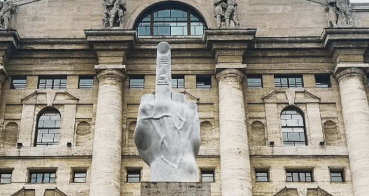 Borsa, Piazza Affari in rosso con i dazi: perché crollano le banche