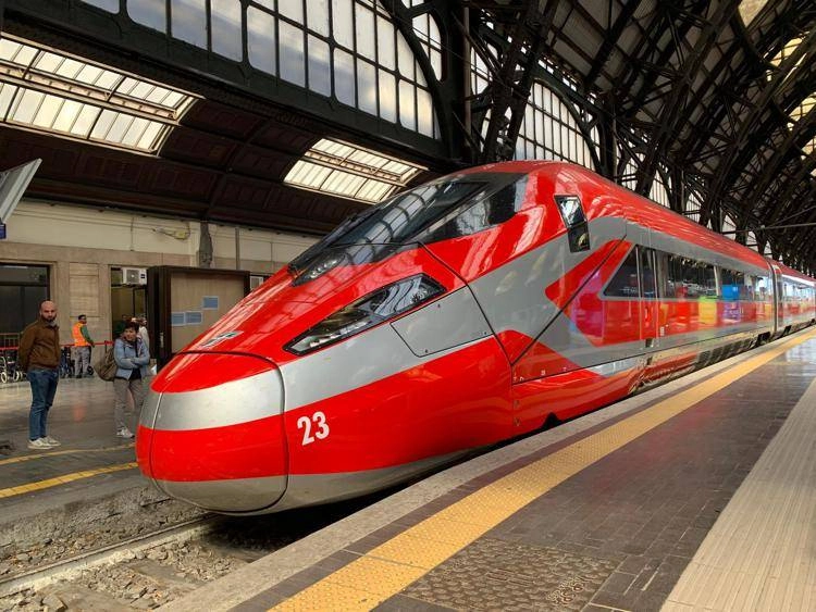Italia e Francia si sfidano sull’alta velocità: il match è Milano-Parigi