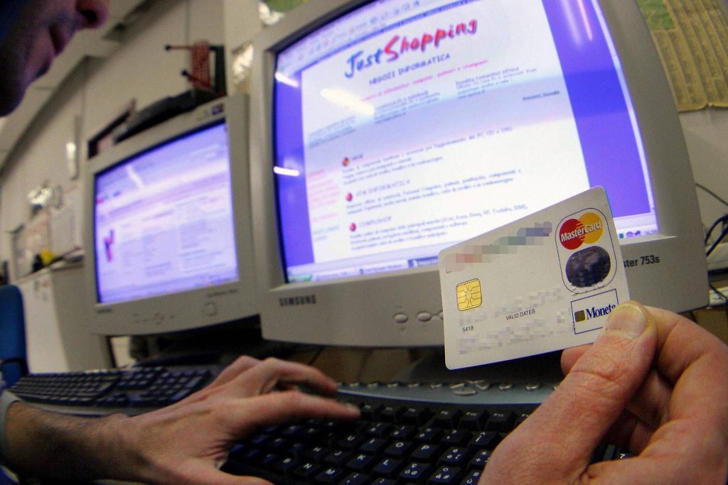 Pagamenti digitali: Teha Group, triplicato ammontare transazioni cashless, vale 471 mld